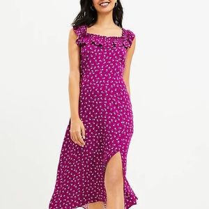 Floral Ruffle Square Neck
Midi Dress Size 8